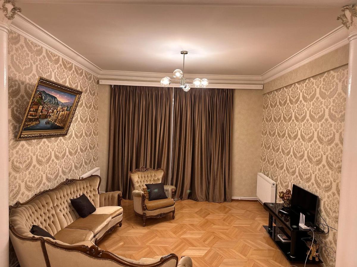 4 Bedroom Suite Apartment Ln Tbilisi City Extérieur photo